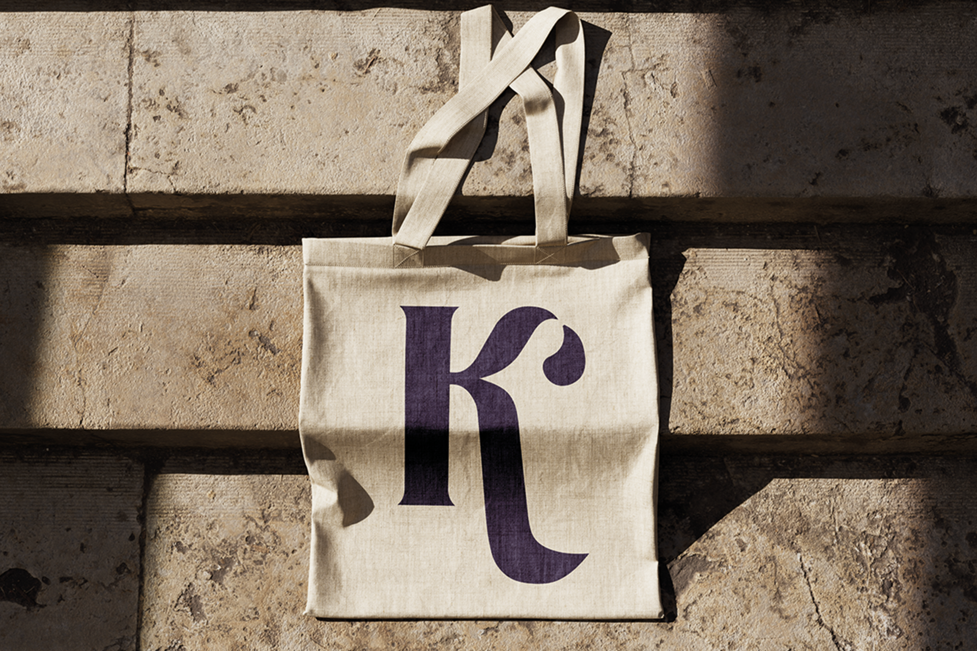 Individuelles Design eines Jutebeutels für die Marke Klarissa von der freiberuflichen Grafikdesignerin Evelina Stallbaum. Erstellt als Branding Projekt.